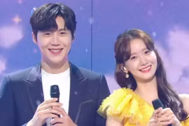 YoonA SNSD kết đôi với Kim Seon Ho trong phim hài lãng mạn
