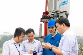 Sở TT&TT Hà Nội sẽ rà soát, nâng cấp đường truyền internet và sóng di động phục vụ dạy và học trực tuyến
