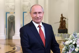 Tổng thống Putin cảm ơn những người phụ nữ nhân Ngày Quốc tế Phụ nữ 8/3