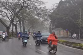 Bắc Bộ mưa phùn suốt tuần, Nam Bộ nắng nóng