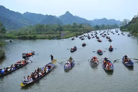 Chùa Hương mở cửa đón khách từ 13/3