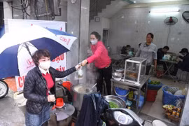 Hà Nội sẽ nới lỏng một số biện pháp phòng chống dịch COVID-19?