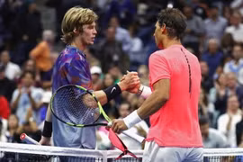 Ngôi sao người Nga hào hứng khi Rafael Nadal bỏ Wimbledon