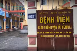 Bắt tạm giam Giám đốc Bệnh viện Giao thông vận tải Yên Bái