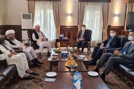 Trung Quốc kêu gọi Ngân hàng Thế giới, IMF giúp Afghanistan