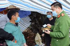 Lai Châu: Bắt giữ nhóm đối tượng vận chuyển 18kg ma túy tổng hợp dạng đá