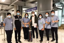 "Zico Thái" Kiatisuk về nước, báo Thái Lan nói gì về vị trí HLV tuyển quốc gia Thái Lan?