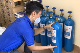 Thủ tướng Chính phủ yêu cầu đảm nguồn oxy phục vụ điều trị bệnh nhân COVID-19