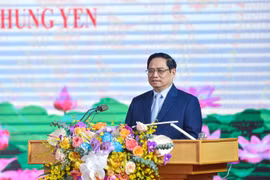 Thủ tướng chứng kiến tỉnh Hưng Yên trao quyết định cho các dự án trị giá 6 tỷ USD