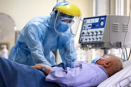 Tôn vinh những đóng góp quan trọng của người làm điều dưỡng
