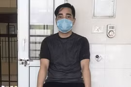 Khởi tố vụ án hình sự đối tượng nhập cảnh trái phép làm lây lan dịch Covid-19