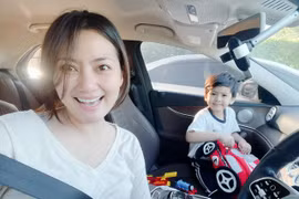Cuộc sống làm mẹ đơn thân của các sao Việt