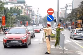 Hà Nội tạm cấm một số tuyến đường diễn tập bảo vệ Đại hội XIII của Đảng