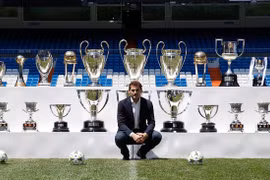 Iker Casillas và 4 sao bóng đá đẳng cấp thế giới giải nghệ năm 2020