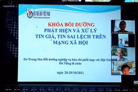 Mở lớp bồi dưỡng trang bị kiến thức phát hiện và xử lý tin giả cho hội viên nhà báo