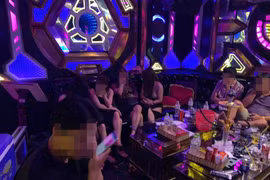 Phát hiện 25 người dương tính với ma túy trong quán karaoke