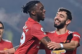 Đánh bại Southampton 9-0, MU lập kỳ tích không tưởng
