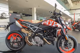 Ducati Hypermotard 950 RVE ra mắt tại Malaysia