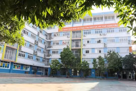 Hà Nội: Cách ly 2 cô giáo và 22 học sinh lớp 5 ở quận Hà Đông