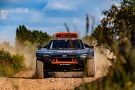 Xe điện Audi RS Q e-tron sẽ tham gia cuộc đua Dakar Rally 2022