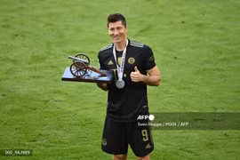 Lewandowski giành giải Cầu thủ xuất sắc nhất nước Đức