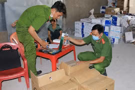 An Giang: Tạm giữ một số hàng hóa không rõ nguồn gốc xuất xứ