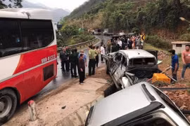 Sơn La: Tai nạn liên hoàn trên quốc lộ 6 khiến 4 người bị thương