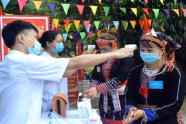 Yên Bái: Hình ảnh cử tri đi bỏ phiếu bầu cử, thực hiện quyền và nghĩa vụ công dân