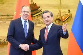Ông Vương Nghị mời người đồng cấp Lavrov tới Bắc Kinh sau Hội nghị thượng đỉnh Alaska