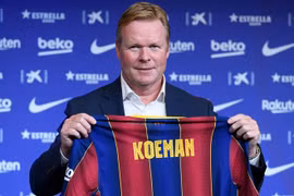 HLV Koeman bị cấm chỉ đạo 2 trận đấu