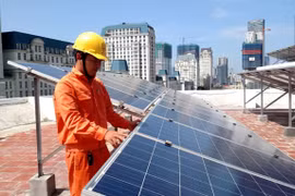 Hà Nội sẽ ưu tiên phát triển điện mặt trời và điện rác trong thời gian tới