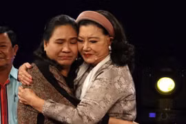 NSND Kim Cương đoàn tụ con gái nuôi sau 45 năm thất lạc
