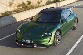 Porsche Taycan Cross Turismo đã có giá bán chính thức tại Việt Nam, từ 5 tỷ đồng