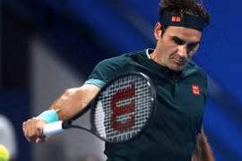 Tay vợt Federer đại thắng trong trận tái suất sau 405 ngày nghỉ thi đấu