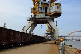 Đầu tư gần 90 nghìn tỷ đồng cho 2 dự án đường sắt kết nối cảng biển