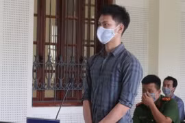 16 năm tù cho đối tượng tưới xăng đốt “con nợ”