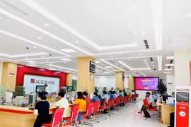 Agribank: Giảm thêm lãi suất cho vay, tiếp tục đồng hành cùng khách hàng vượt qua khó khăn
