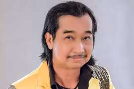 Ca sĩ Đình Hùng qua đời ở tuổi 64