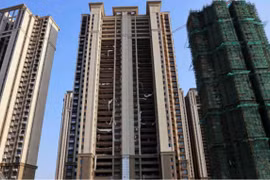 Chủ tịch Evergrande kêu gọi nhân viên làm việc ngày đêm để trả nợ