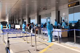 Cục Hàng không yêu cầu tăng cường ngăn ngừa biến chủng Omicron cận Tết