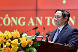 Xây dựng người Công an nhân dân có bàn tay sạch và biết trọng danh dự