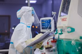 Hà Nội: Các bệnh viện không được từ chối F0 diễn biến nặng