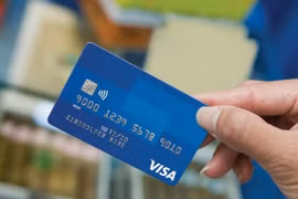 Hiệp hội Ngân hàng đề nghị Visa và Mastercard giảm phí