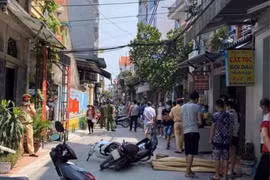 Hà Nội: Va chạm giữa 2 xe máy, 1 người tử vong