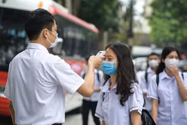 Hà Nội yêu cầu 100% trường học phải khai báo y tế điện tử, quét mã QR