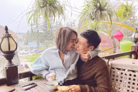 Cuộc sống hôn nhân viên mãn của Hồng Đăng và Mạnh Trường