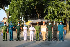 UBND TP Hà Nội tặng bằng khen cho lực lượng làm nhiệm vụ tại 22 chốt kiểm soát dịch