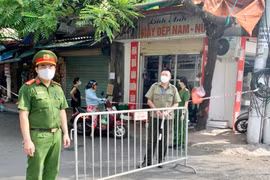 Hà Nội: Cách ly y tế nhà E8 Thanh Xuân Bắc 14 ngày