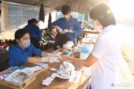 Học sinh lớp 1, 9 ,12 ở TP. HCM sẽ đi học trực tiếp vào giữa tháng 12