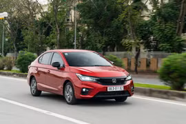 Tiêu thụ ô tô và xe máy của Honda Việt Nam giảm mạnh trong tháng 5